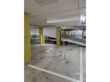 Parking to rent in Calle Amadeo de Savoya