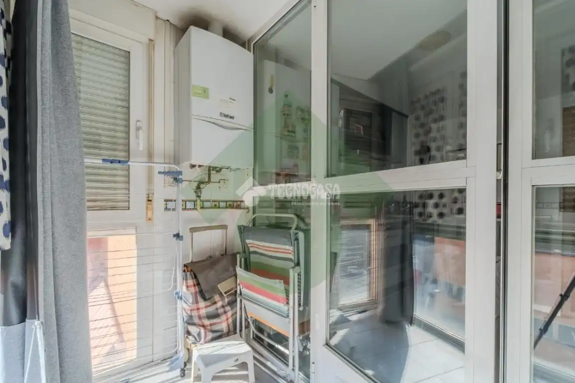 Flat for sale in Madrid  with Air Conditioner, Heating and Terrace