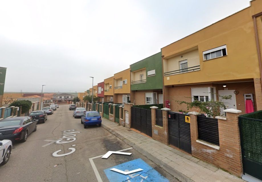 Exterior view of House or chalet for sale in Santo Domingo-Caudilla
