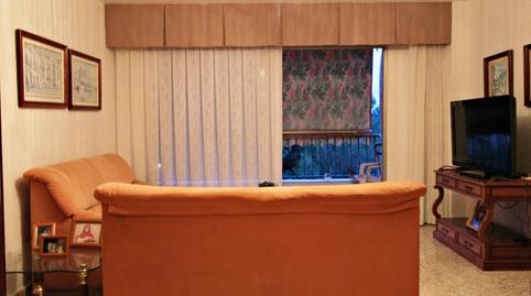 Foto 2 de Piso de alquiler en  Sacerdote Isidro Albert, 1, Benisaudet, Alicante