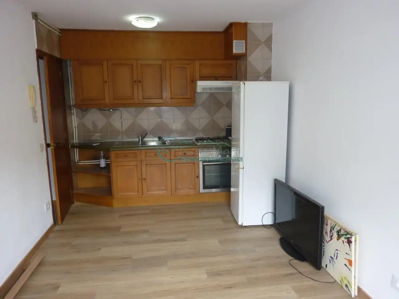 Cocina de Piso en venta en Vigo  con Trastero y Balcón