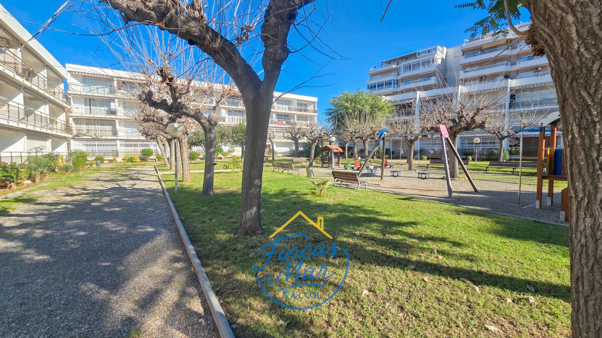 Vista exterior de Apartament en venda en Salou amb Terrassa, Moblat i Piscina comunitària