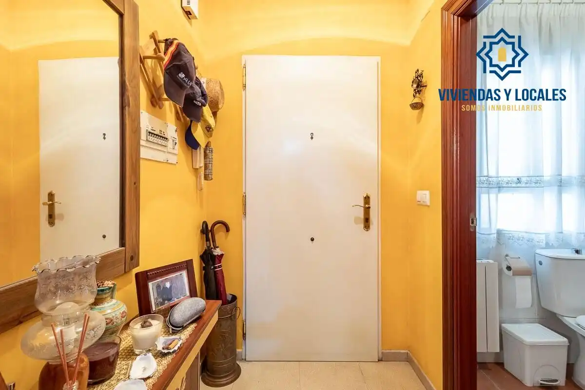 Casa aparellada amb terrassa en venda a Camino Camino Cementerio, imagen 37