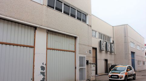 Foto 2 von Fabrikhallen zum Verkauf in Calle Zagreb, 4, Europolis, Las Rozas de Madrid