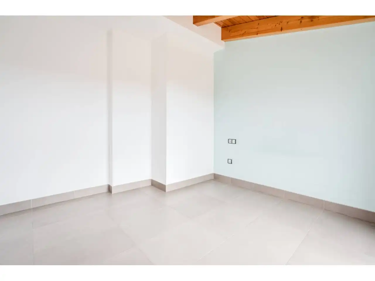 Duplexes for sale in Terrassa  with Air Conditioner, Heating and Terrace