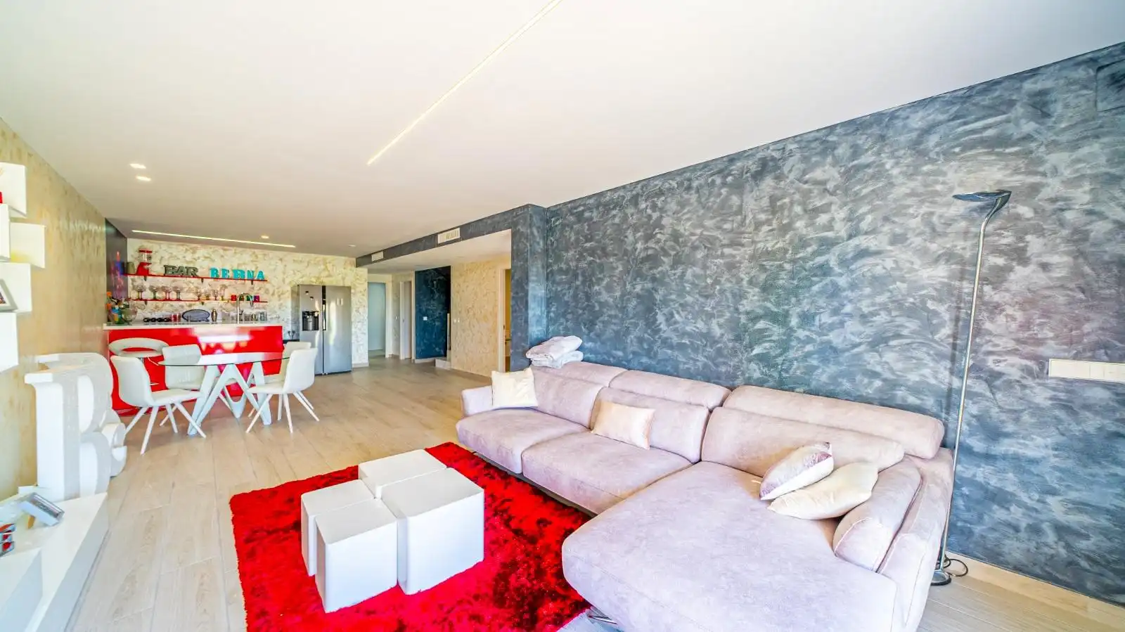 Sala d'estar de Casa adosada en venda en Finestrat amb Aire condicionat, Calefacció i Jardí privat