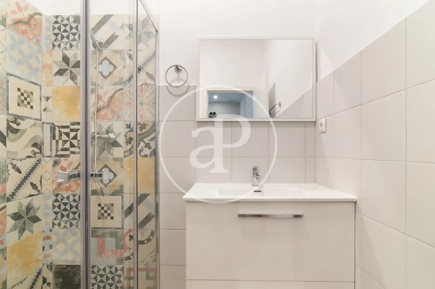 Badezimmer von Wohnung zum Verkauf in Valencia mit Klimaanlage, Heizung und Terrasse