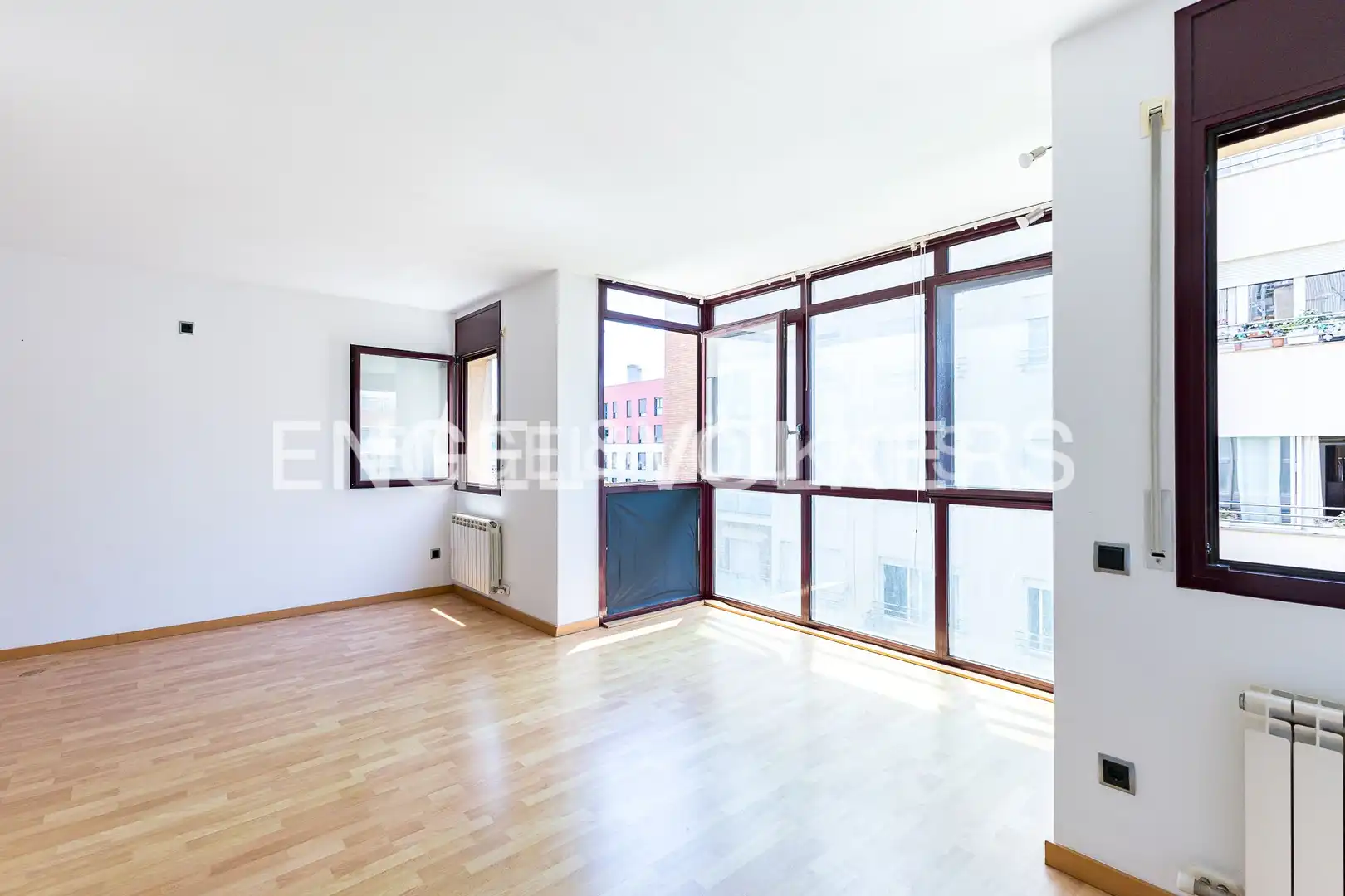 Sala de estar de Piso en venta en Barcelona con Aire acondicionado, Calefacción y Parquet