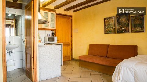 Foto 3 de Piso de alquiler en El Raval, Barcelona Capital