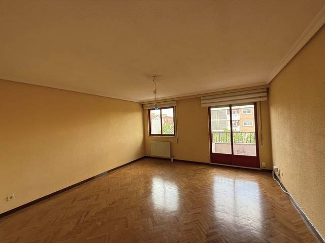Piso en Venta en DE LOS CIPRESES en Garrido Norte