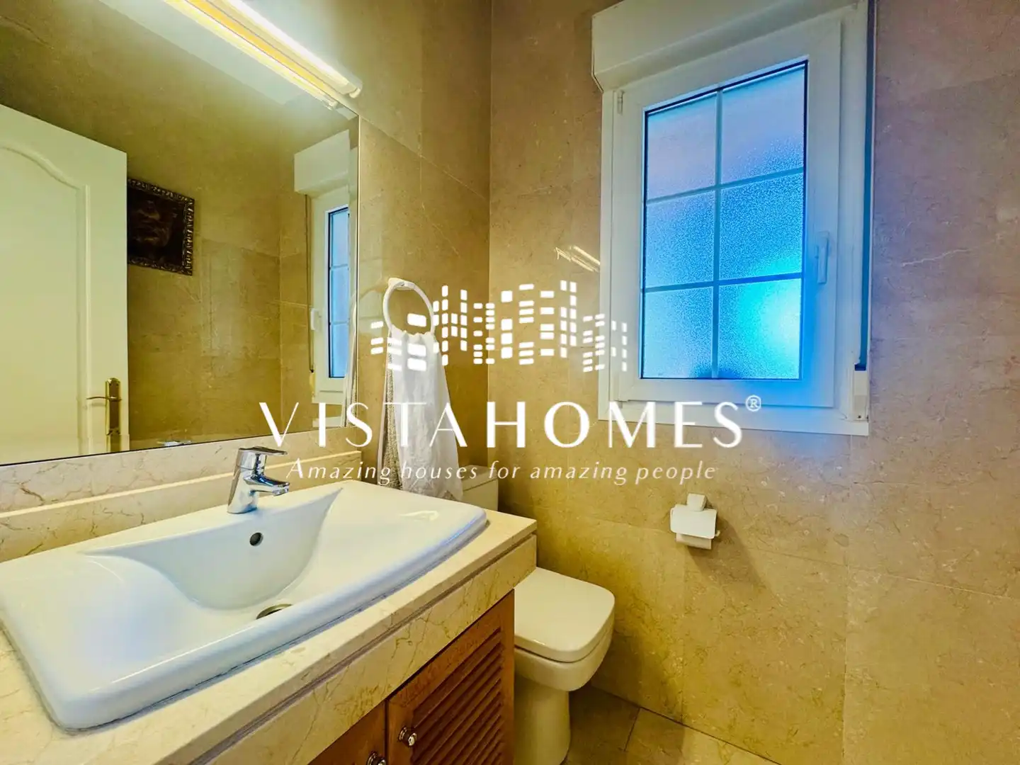 Bathroom of Houses for sale in Ciudalcampo  with Air Conditioner, Heating and Private garden