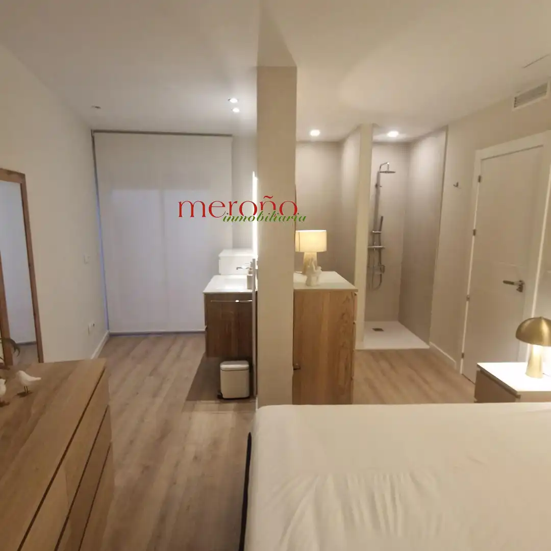 Baño de Piso de alquiler en Elche / Elx con Aire acondicionado, Calefacción y Amueblado