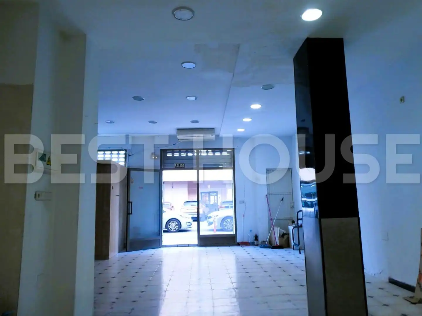 Local comercial en venda a Avenida de San Juan de la Cruz, imagen 5