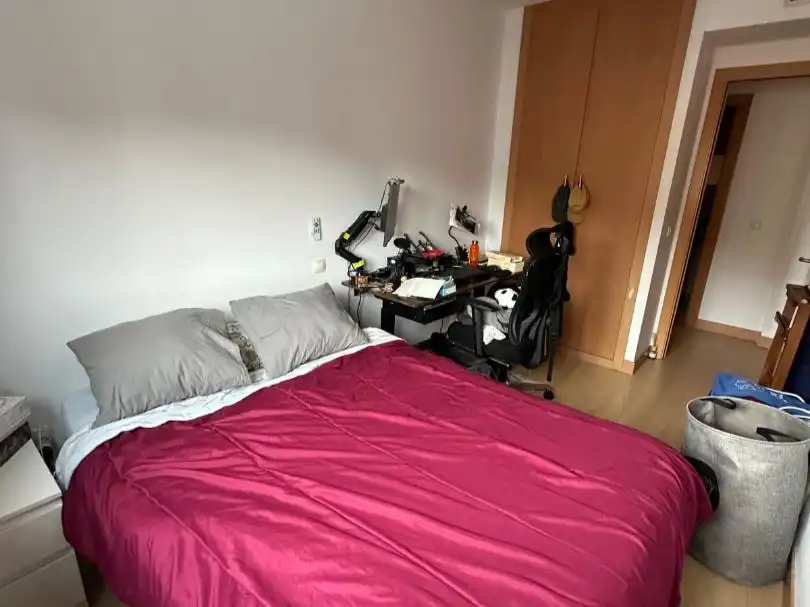 Bedroom of Flat for rent in Madrid  with Air Conditioner, Heating and Furnished