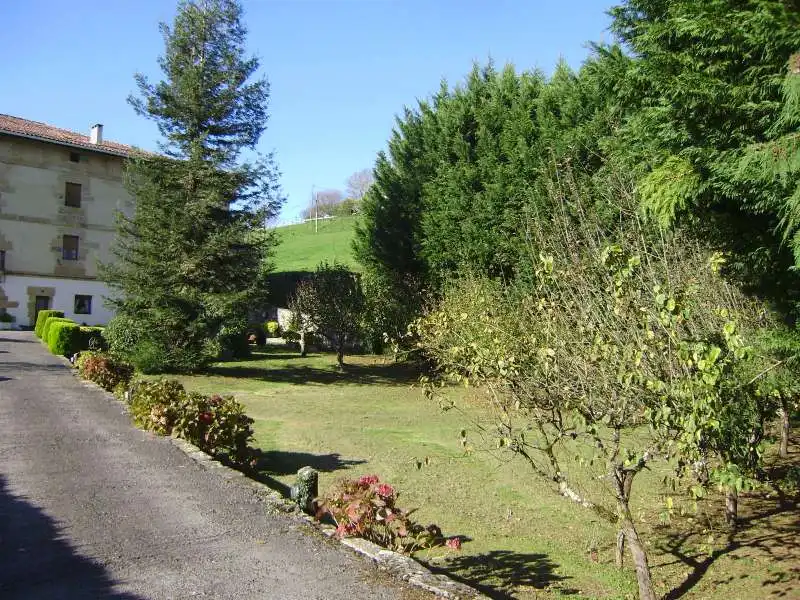 Garten von Gebäude zum Verkauf in Mallabia