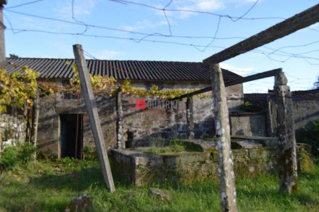 Casa-chalet en Venta en N/A en Dodro