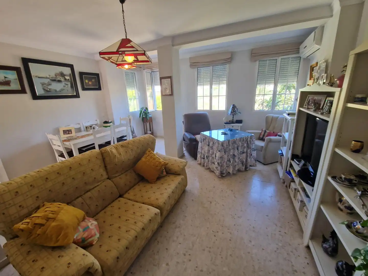 Living room of Houses for sale in Rincón de la Victoria  with Air Conditioner, Heating and Private garden