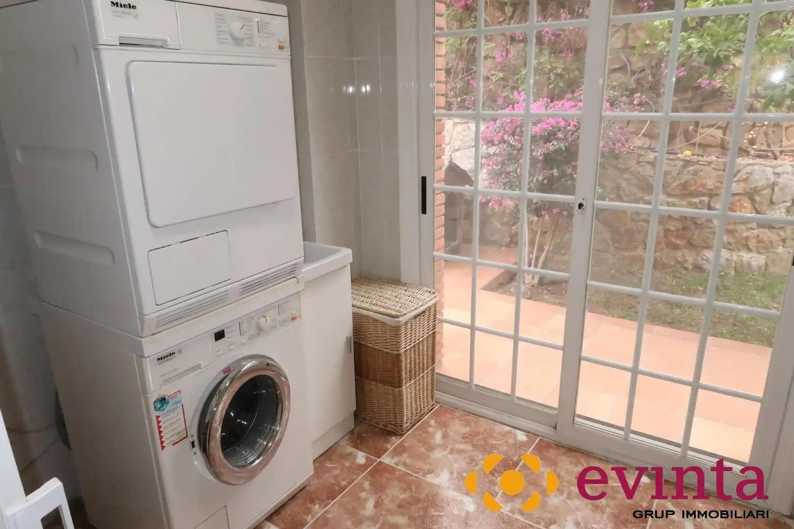 Cocina de Casa o chalet en venta en Vallirana con Calefacción, Jardín privado y Terraza