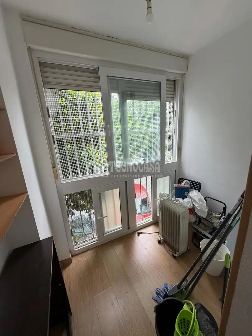 Balcony of Flat for sale in Sevilla  with Air Conditioner