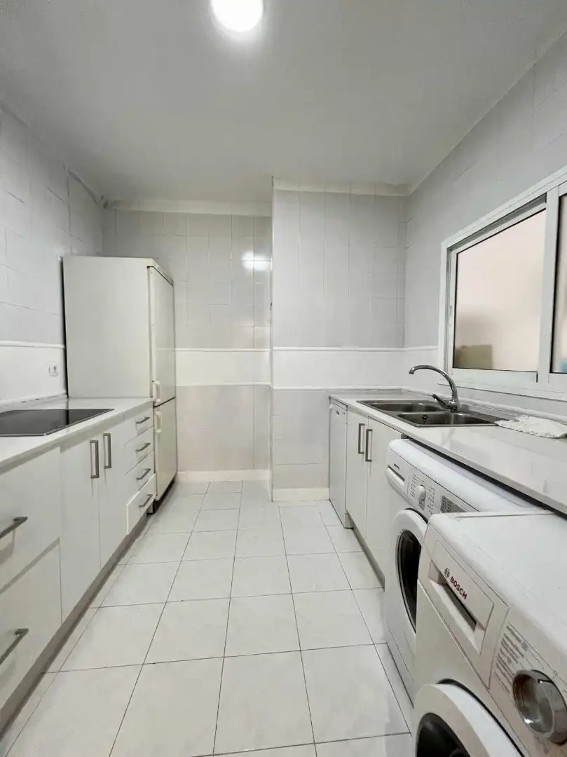 Cocina de Piso en venta en Osuna con Balcón