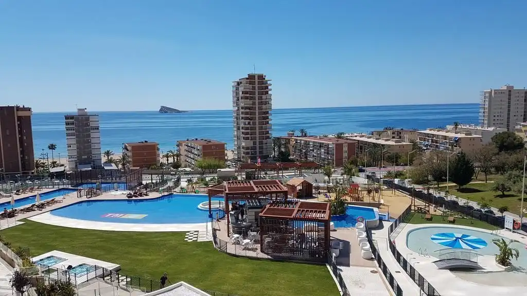 Apartment with pool to rent in Playa de Poniente, imagen 11