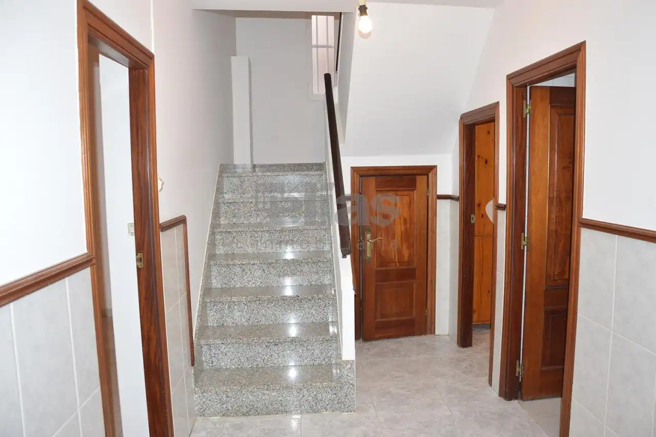 Houses for sale in Laxe