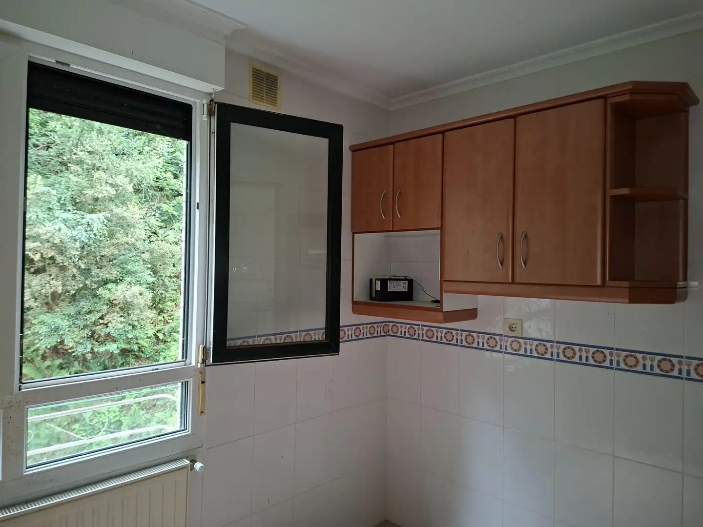 Cuina de Dúplex en venda en Mieres (Asturias) amb Calefacció, Parquet i Traster