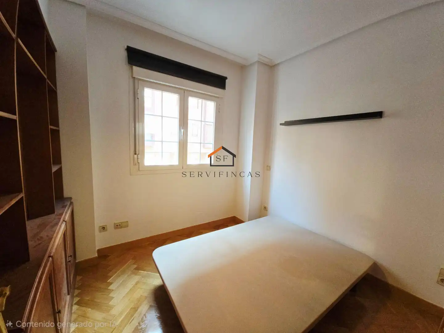 Bedroom of Flat for rent in Madrid  with Air Conditioner, Heating and Private garden