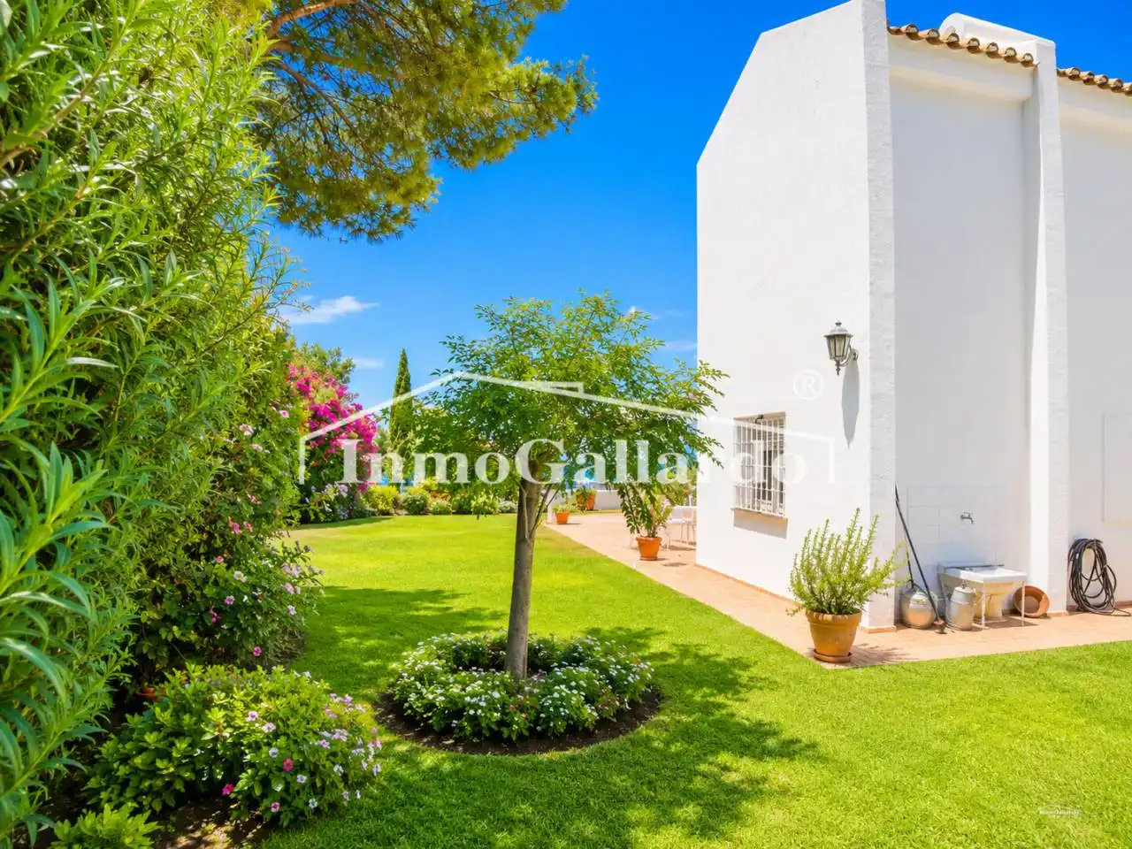 Jardí de Casa adosada en venda en Málaga amb Aire condicionat, Jardí privat i Terrassa