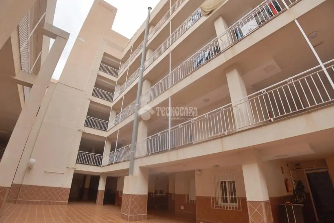 Vista exterior de Piso en venta en El Ejido