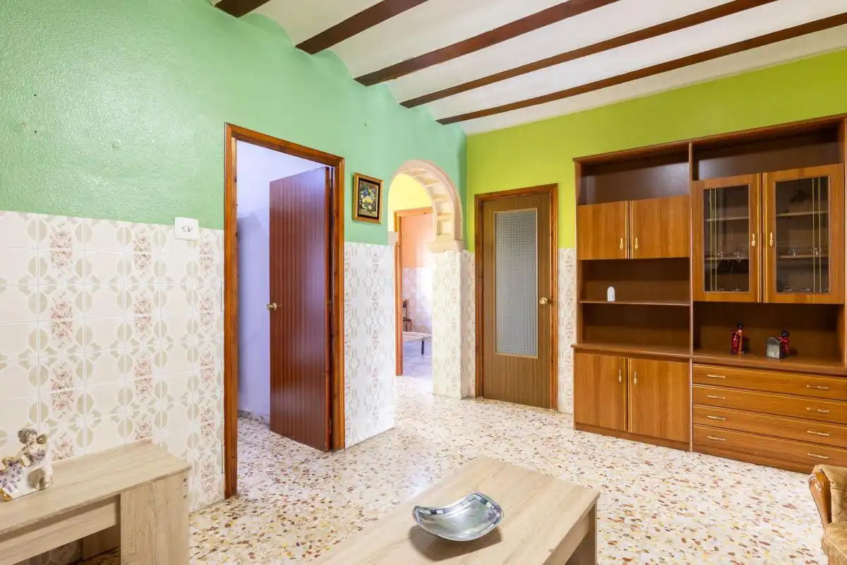 Casa adosada en venta en C. Calvario, Fuenterrobles