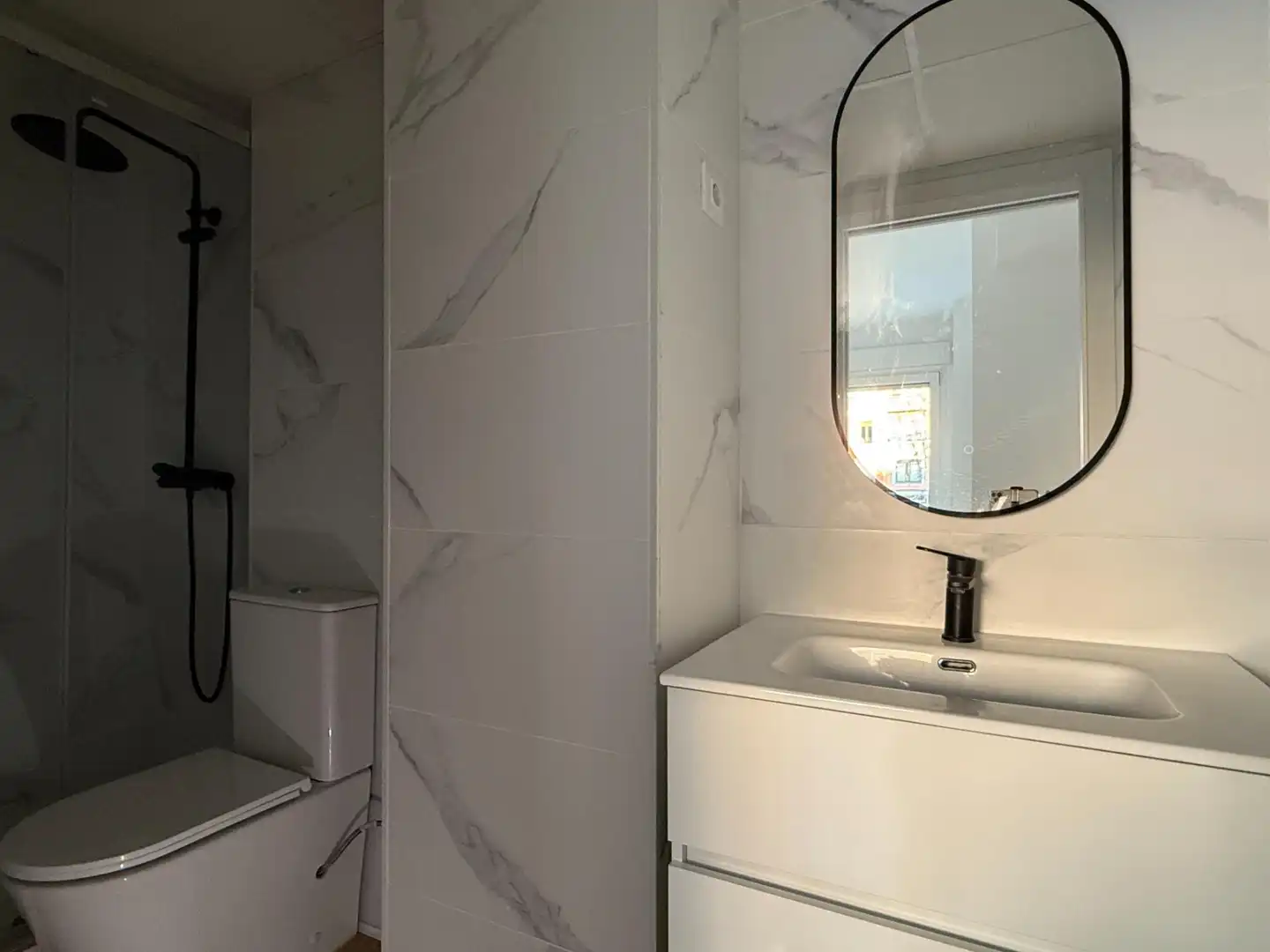 Bathroom of Apartments for sale in Guadalajara