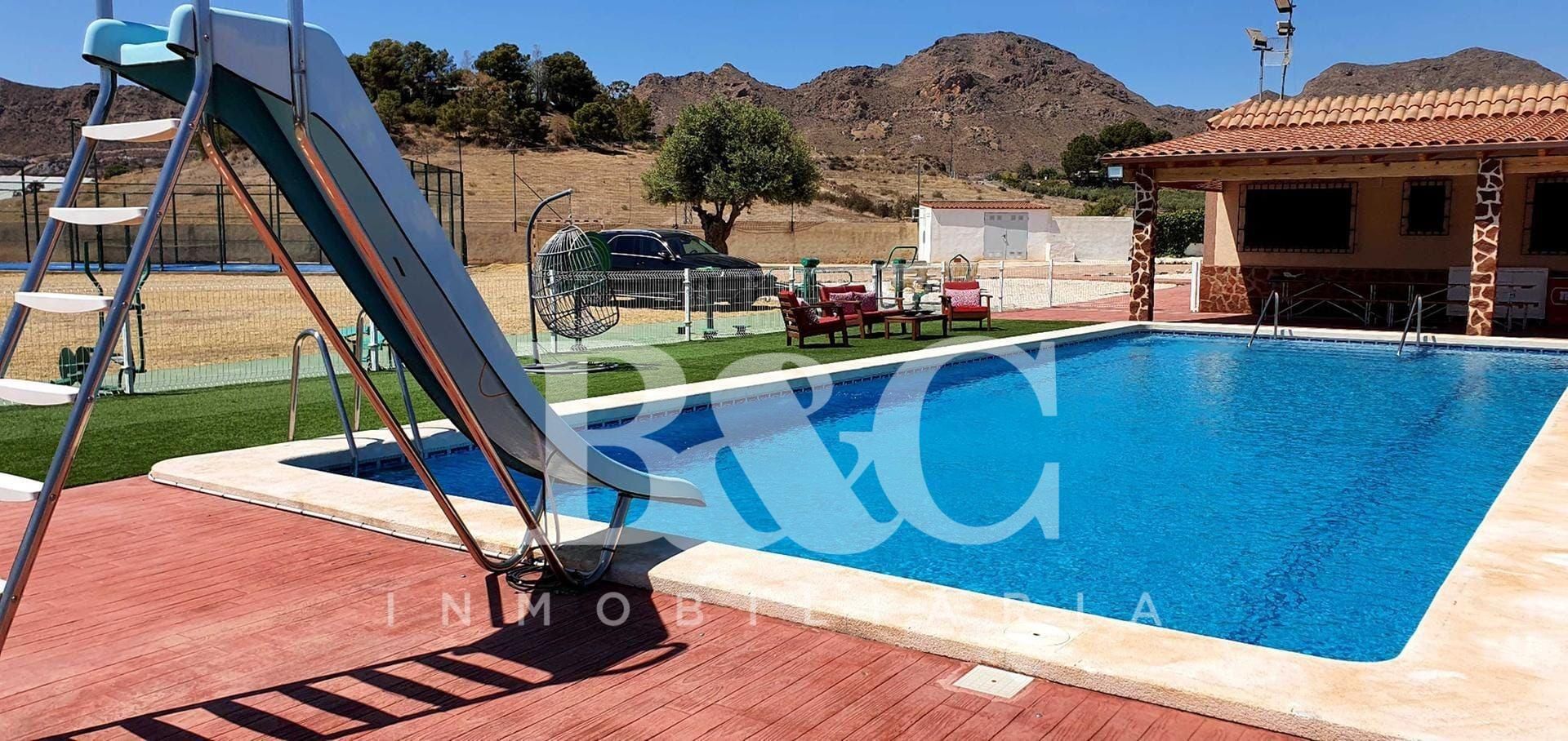 Piscina de Finca rústica en venda en Águilas amb Aire condicionat, Calefacció i Terrassa