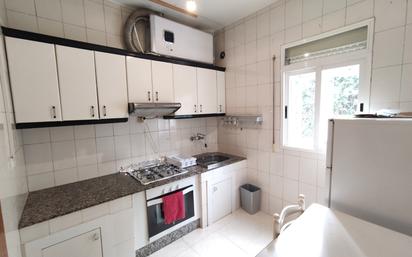Kitchen of Flat to rent in Ourense Capital   with Heating, Furnished and Balcony