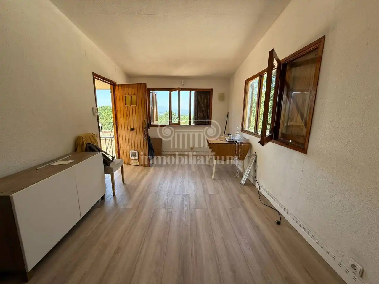 Sala d'estar de Casa o xalet en venda en Vidreres amb Aire condicionat, Jardí privat i Parquet