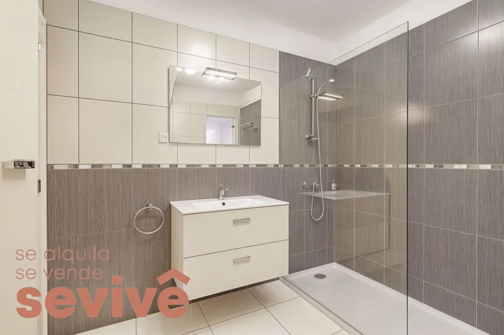Bathroom of Flat for sale in Adeje  with Air Conditioner, Terrace and Swimming Pool