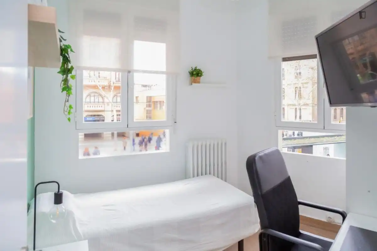 Habitación en Paseo Sagasta