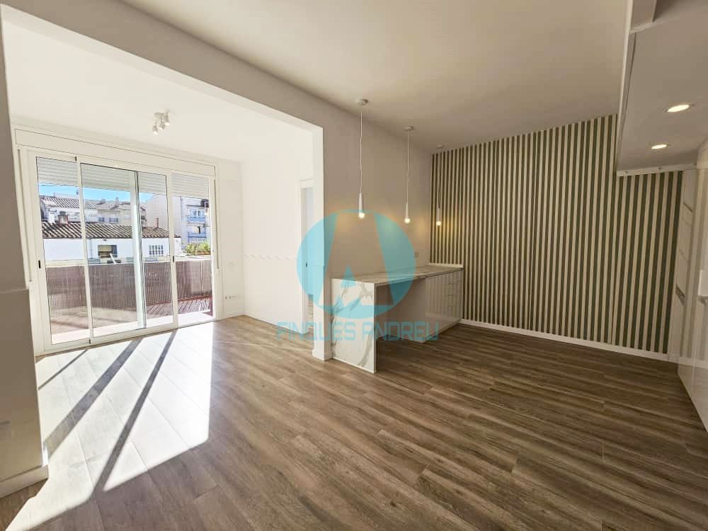 Flat to rent in Centre