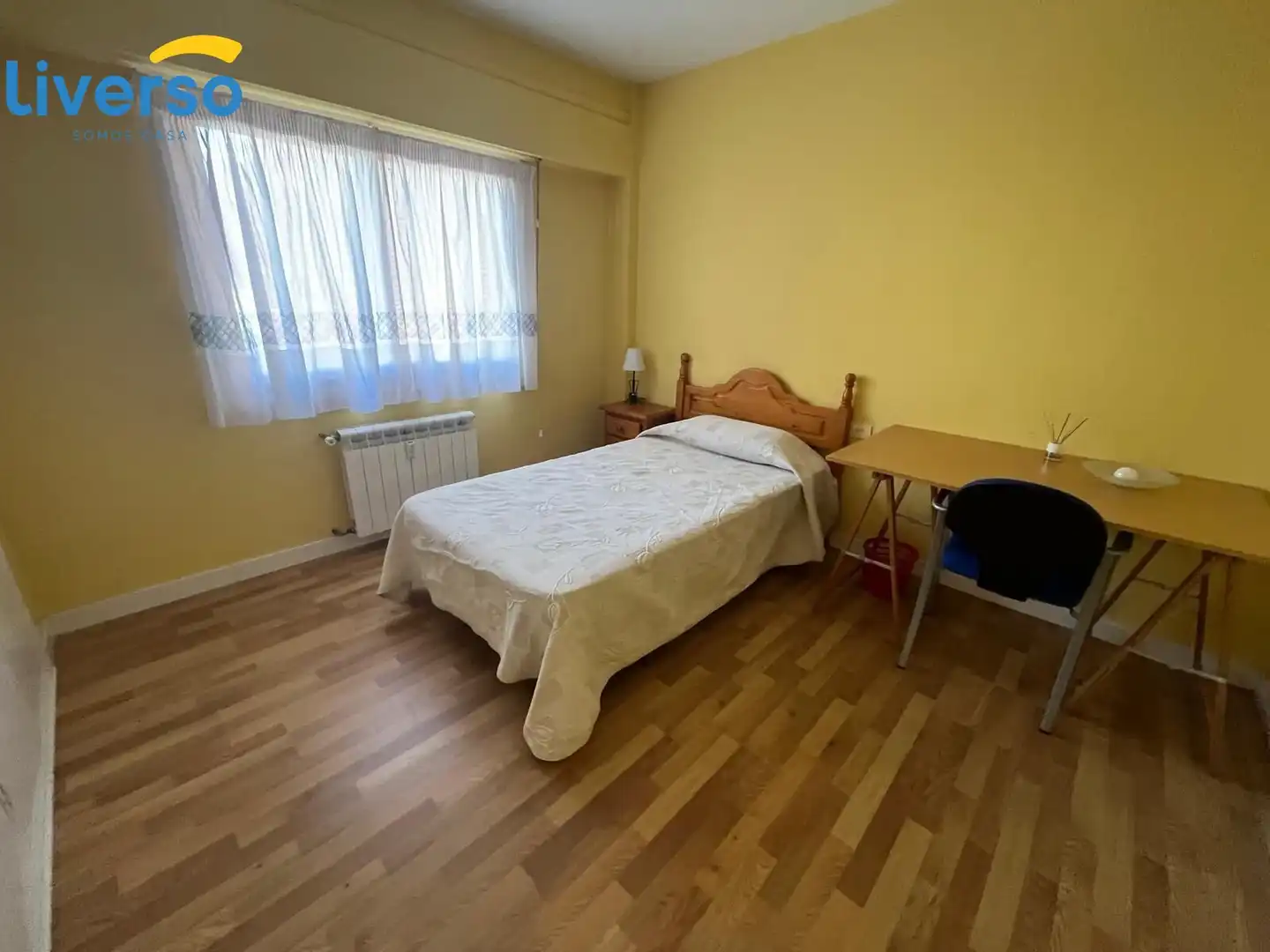 Room in Calle JOSE MARIA DE LA PUENTE, Los Vadillos - R. Sanitaria - Pozanos