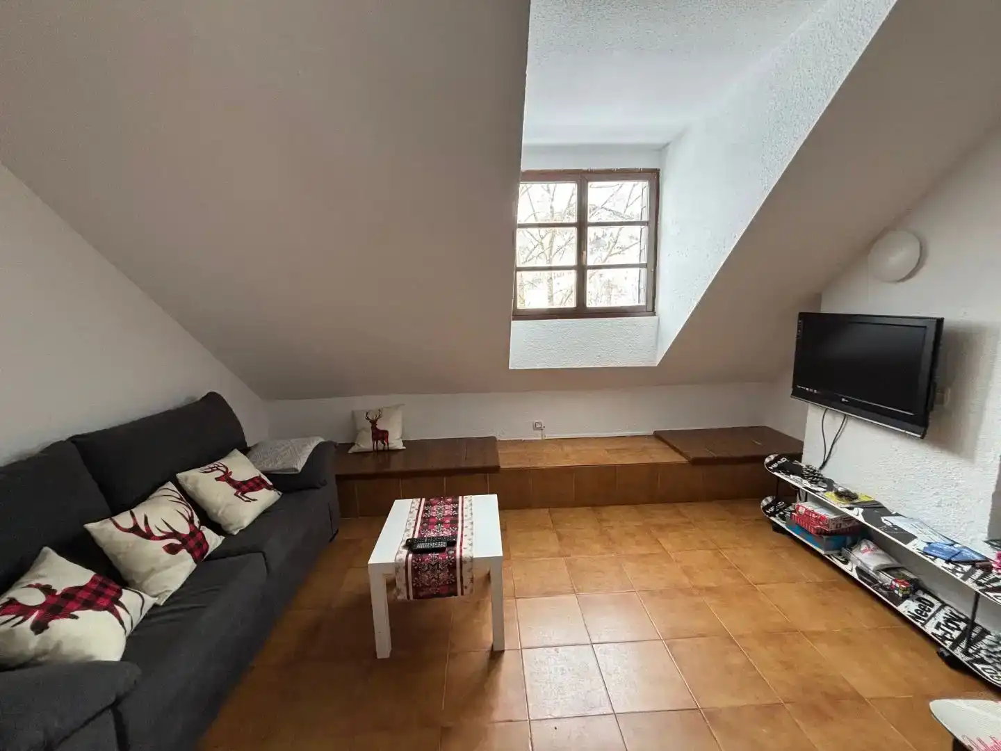 Wohnzimmer von Wohnungen zur Miete in Puebla de Lillo