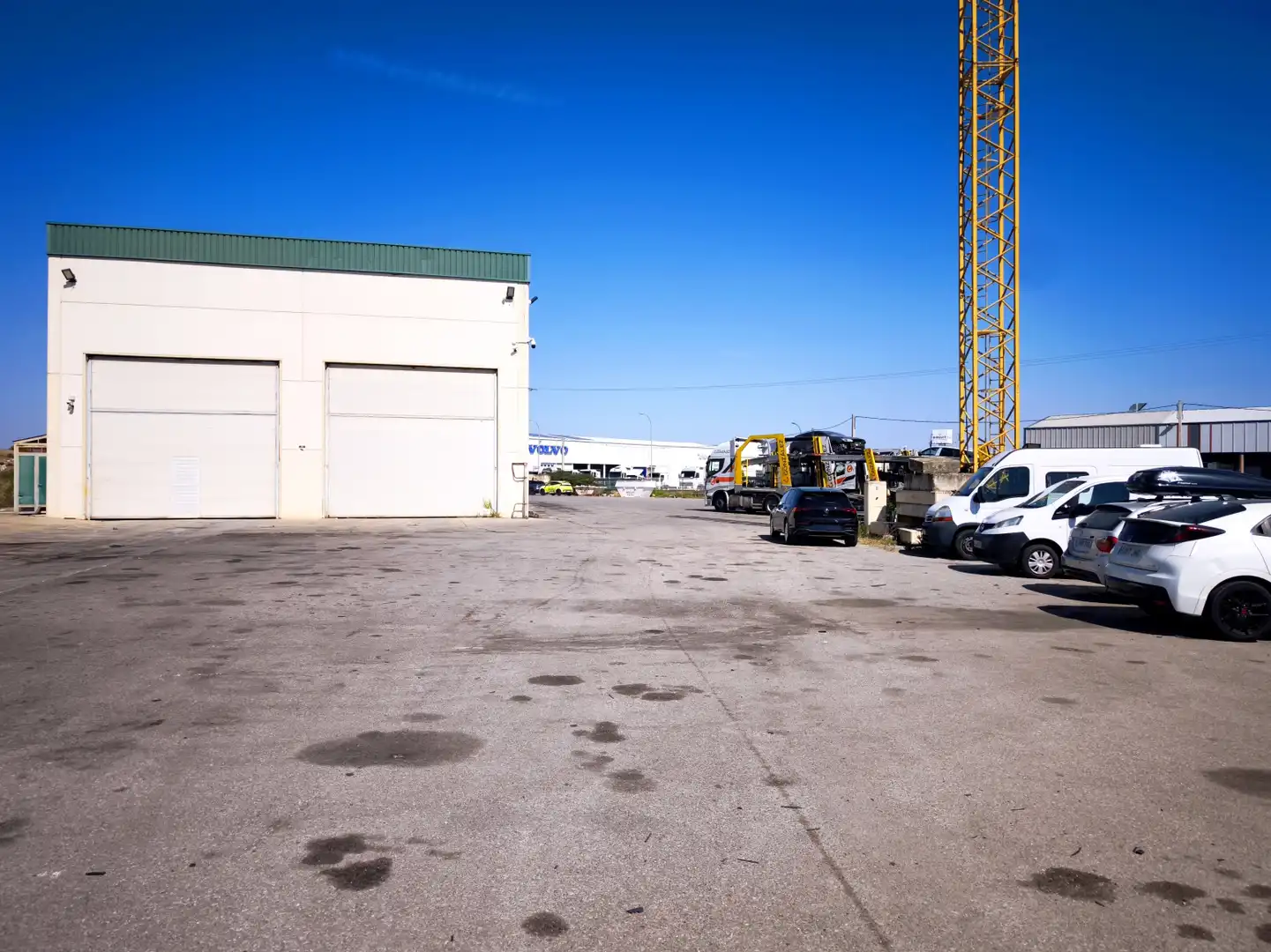 Parking de Nave industrial en venta en Agoncillo