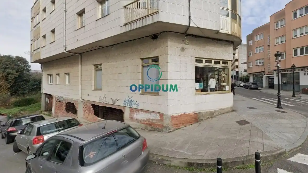 Vista exterior de Local en venda en Betanzos