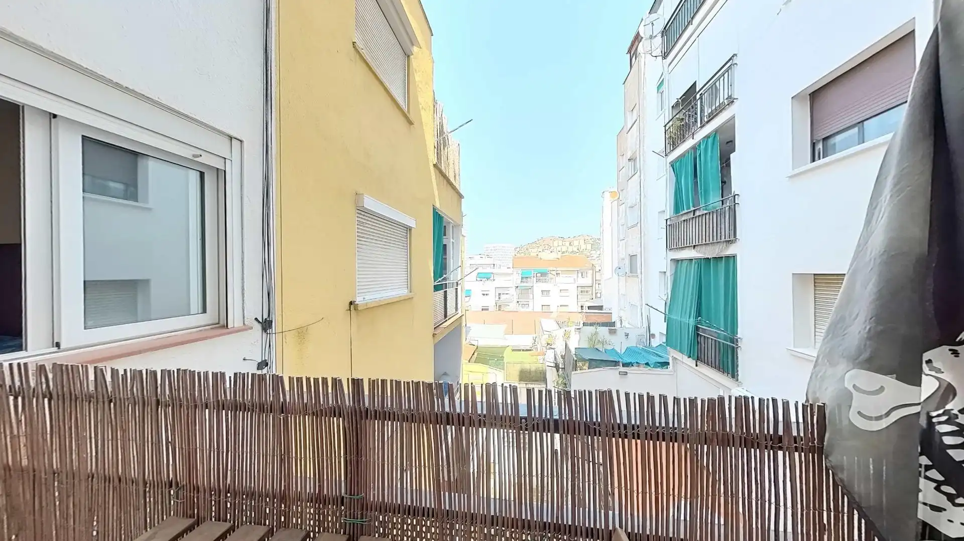 Piso con terraza en venta en Calle De La Ciutadella, imagen 4
