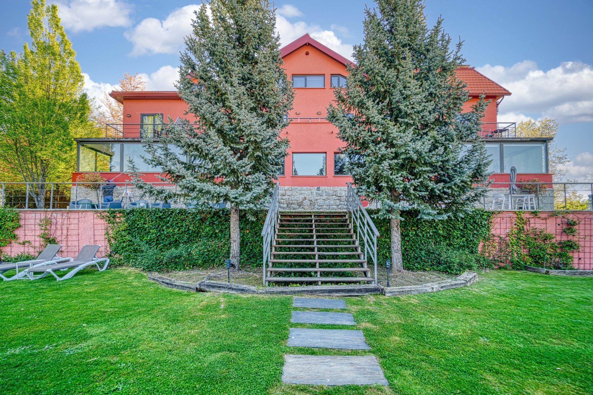 Exterior view of Building for sale in Cercedilla