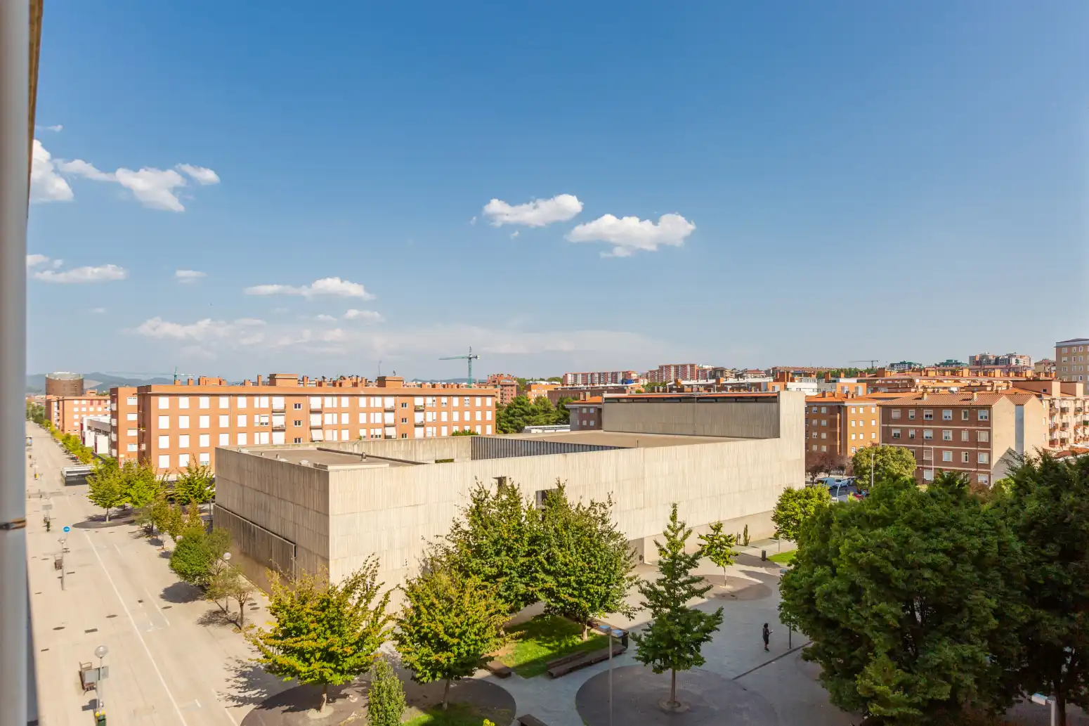 Vista exterior de Pis en venda en  Pamplona / Iruña amb Calefacció, Parquet i Traster