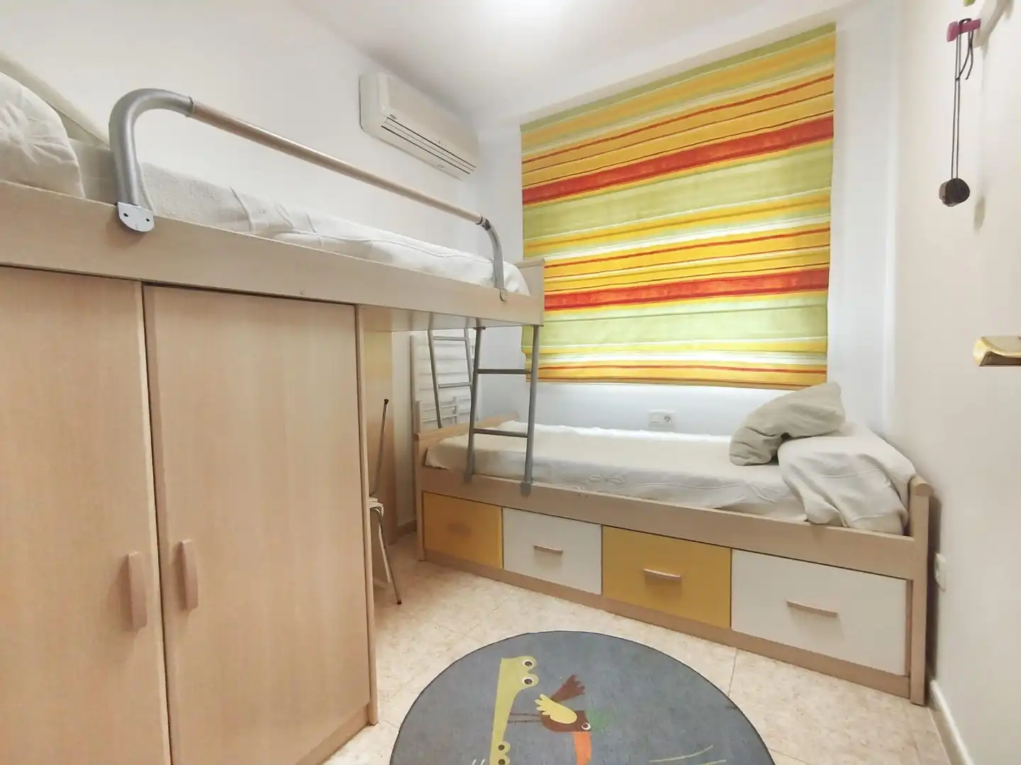 Habitación de Apartamento en venta en Lloret de Mar con Calefacción y Jardín privado