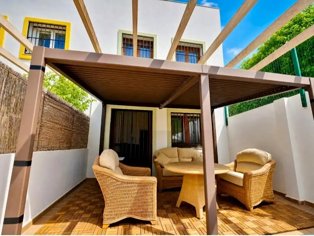 Terraza de Casa adosada en venta en Manilva