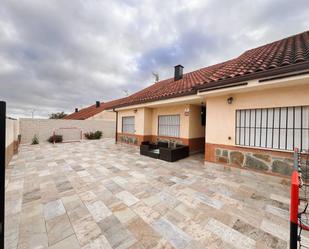 Exterior view of Single-family semi-detached for sale in Novés  with Air Conditioner and Swimming Pool