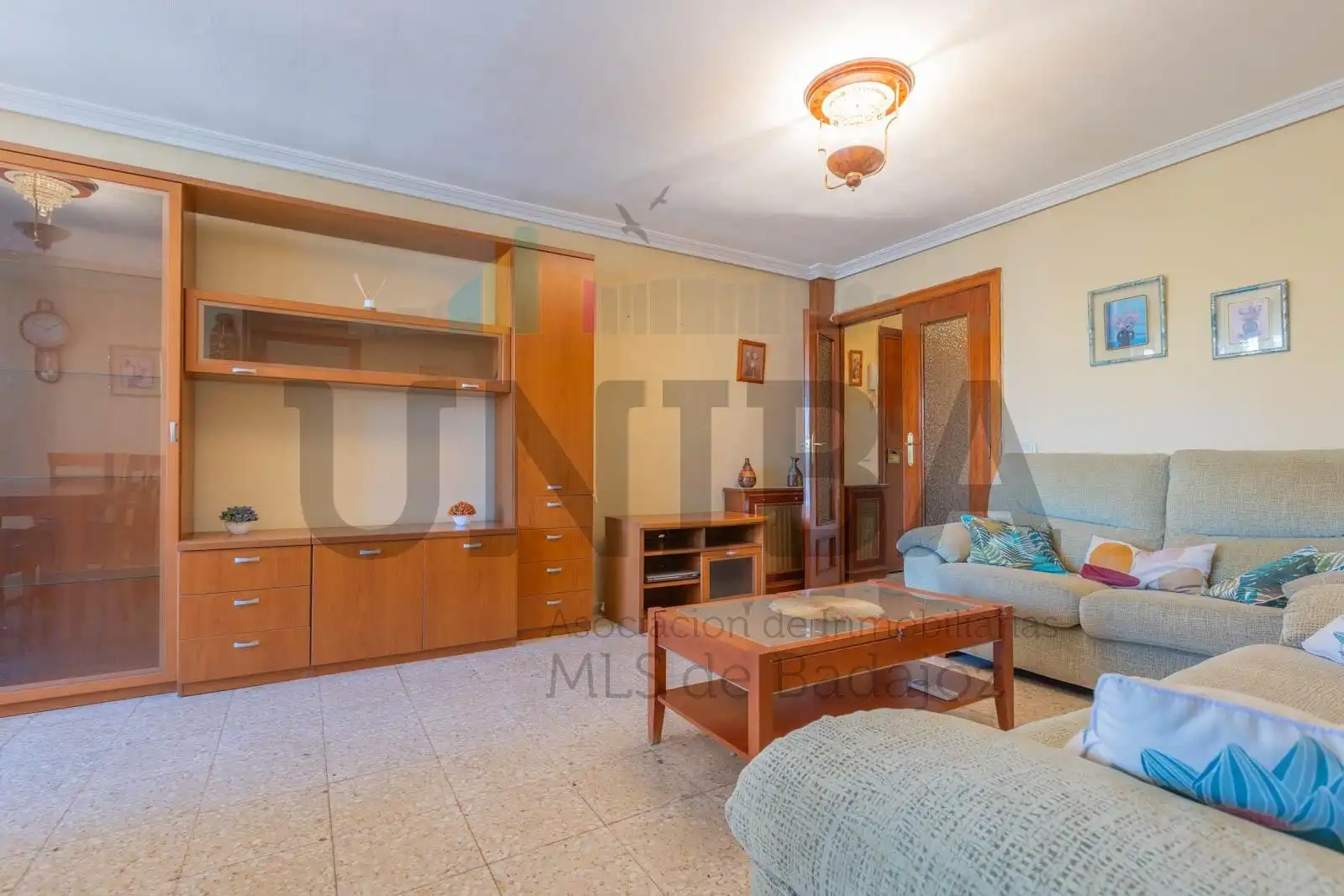 Sala d'estar de Pis en venda en Valdepasillas - La Paz - Huerta Rosales
