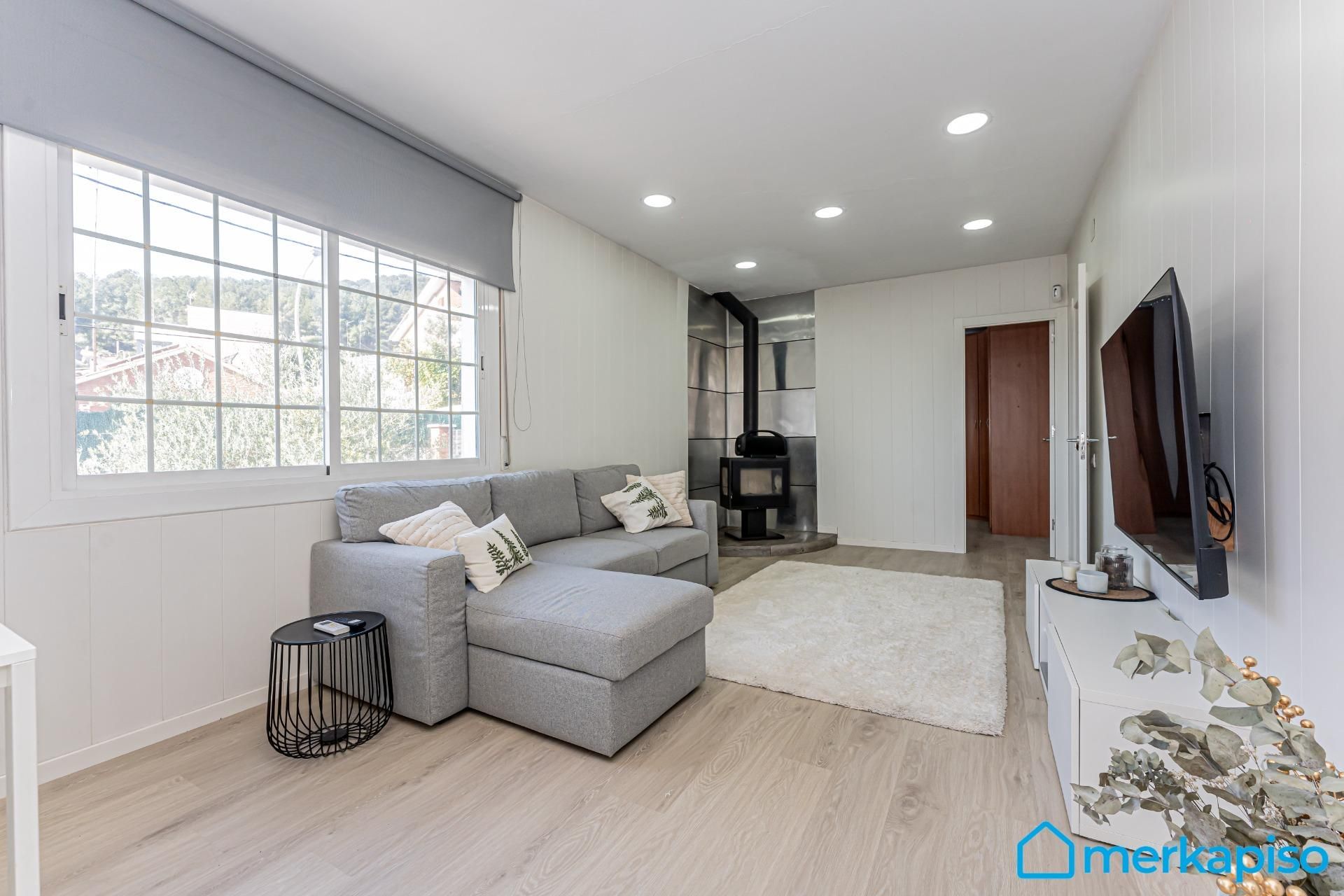 Sala de estar de Casa o chalet en venta en Viladecans con Piscina comunitaria